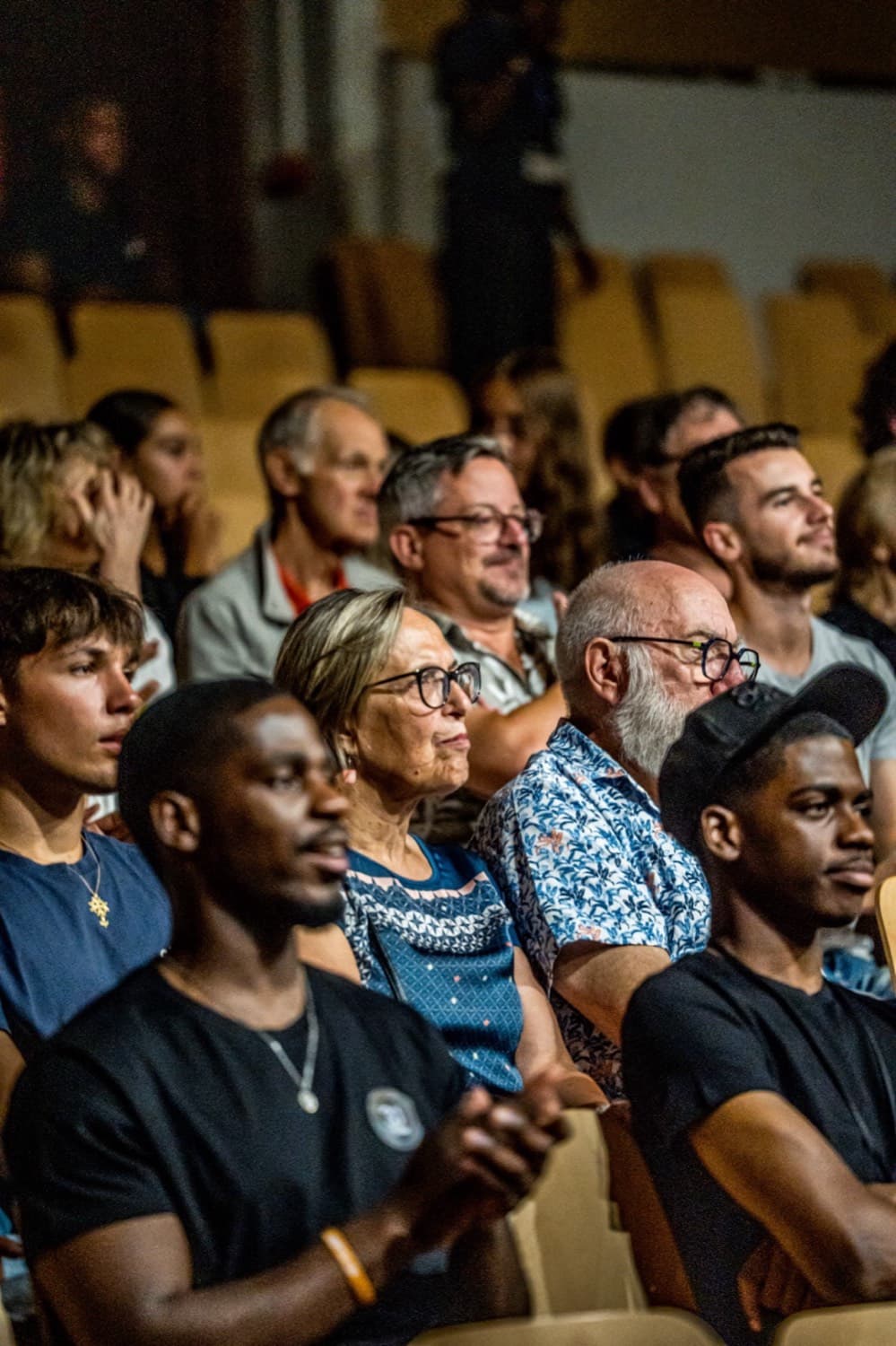 Assemblée réunie pour le culte