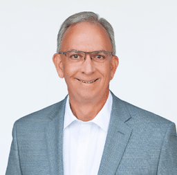 Tim Coalter, président évêque de l'Église de Dieu de la Prophétie